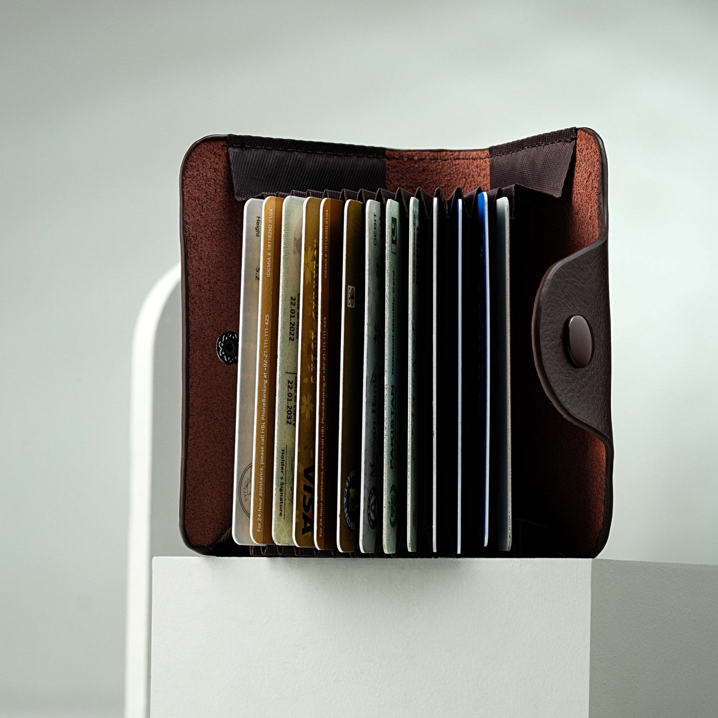 Pioneer Multi Card Holder with cash pockets