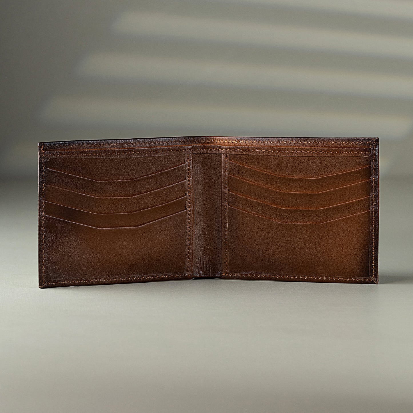 titan leather bifold wallet for men multiple card slots cash compartments