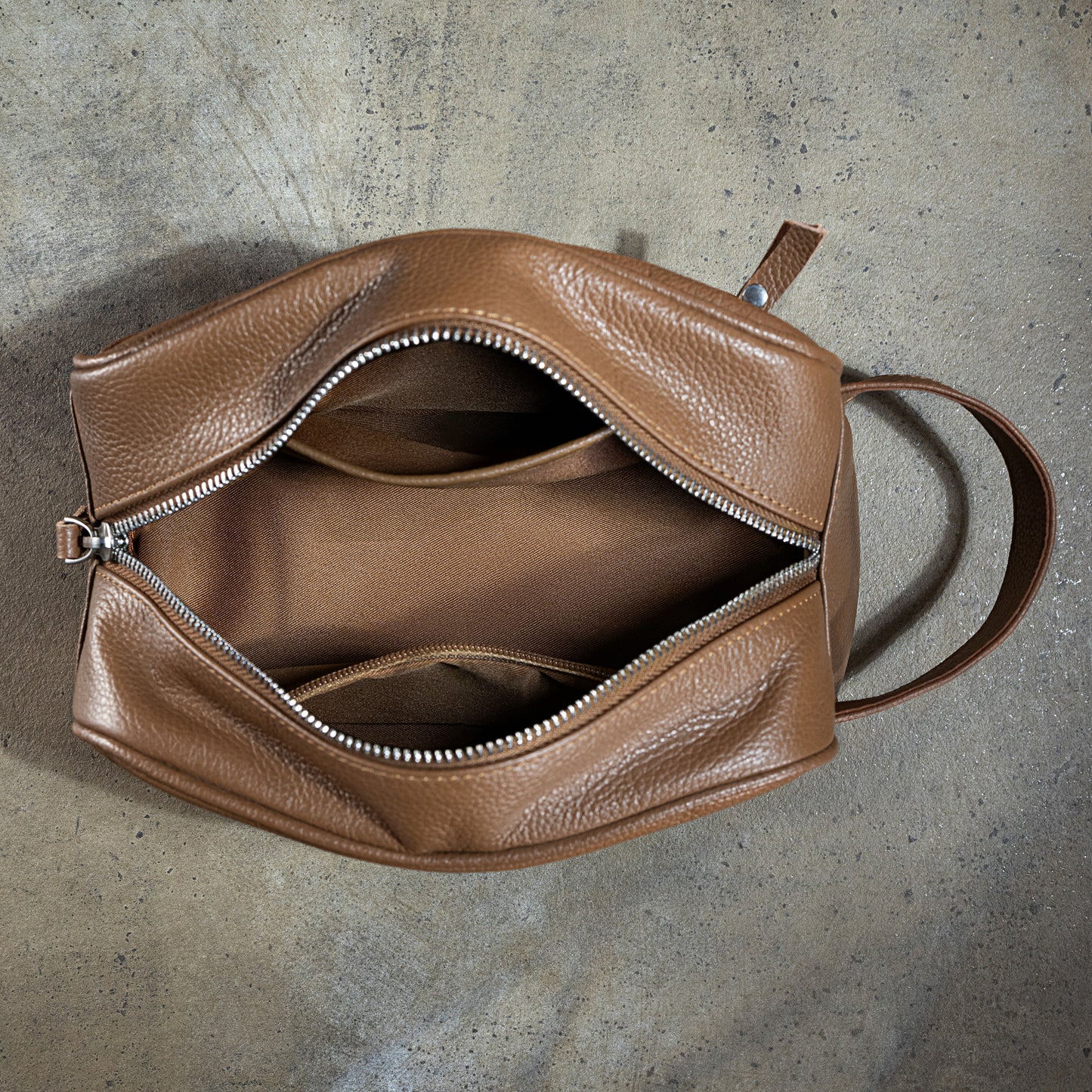 Men's Leather Toiletry Bag – Premium Travel Dopp Kit Organizer