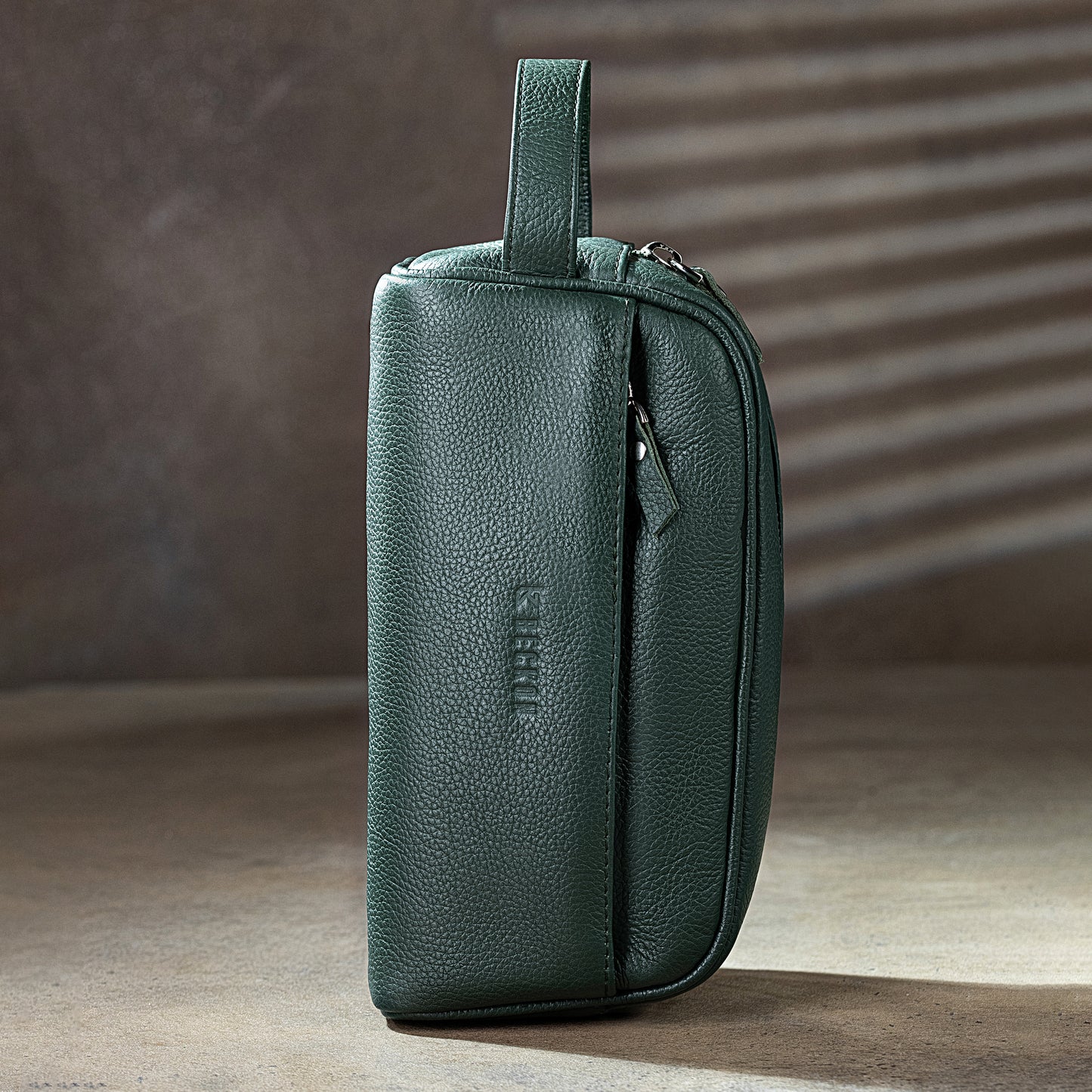 Men's Leather Toiletry Bag – Premium Travel Dopp Kit Organizer