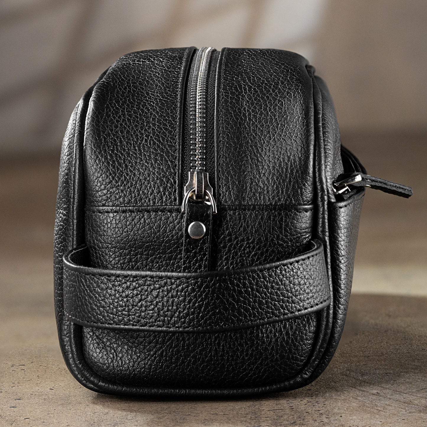 Men's Leather Toiletry Bag – Premium Travel Dopp Kit Organizer