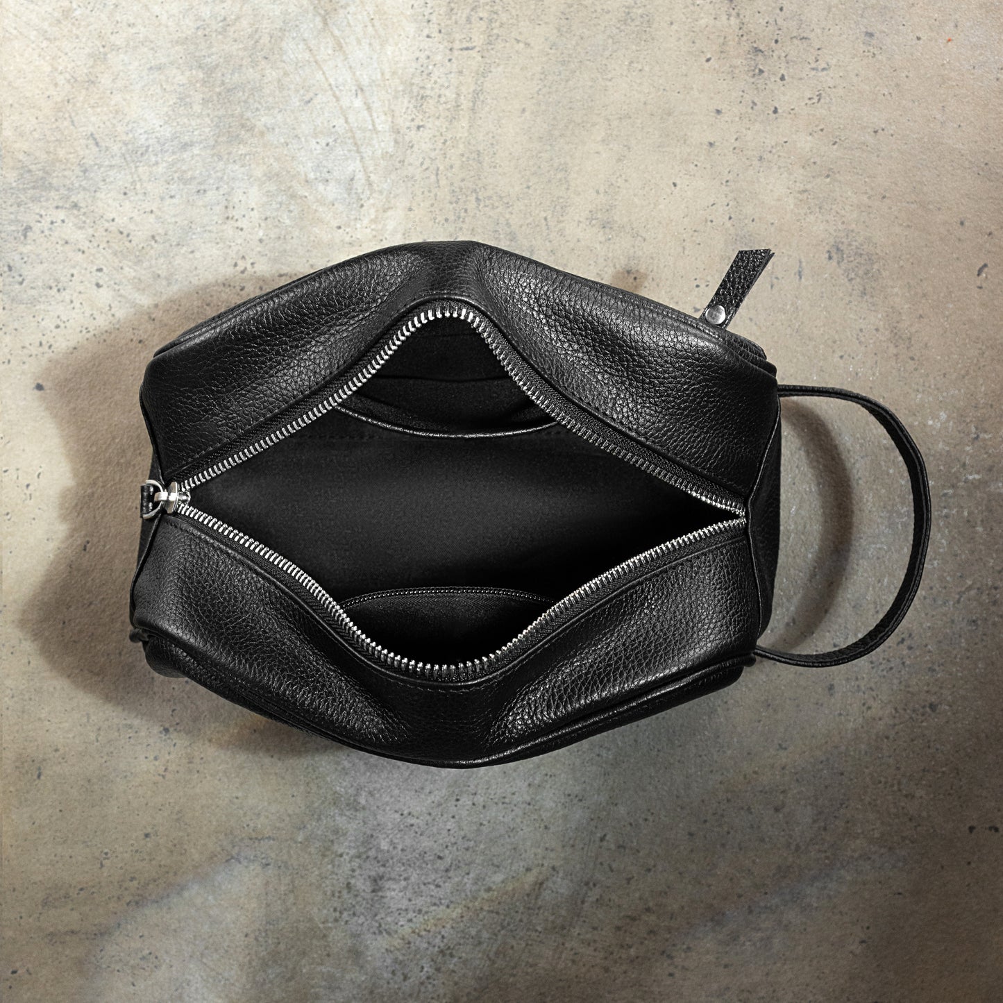 Men's Leather Toiletry Bag – Premium Travel Dopp Kit Organizer