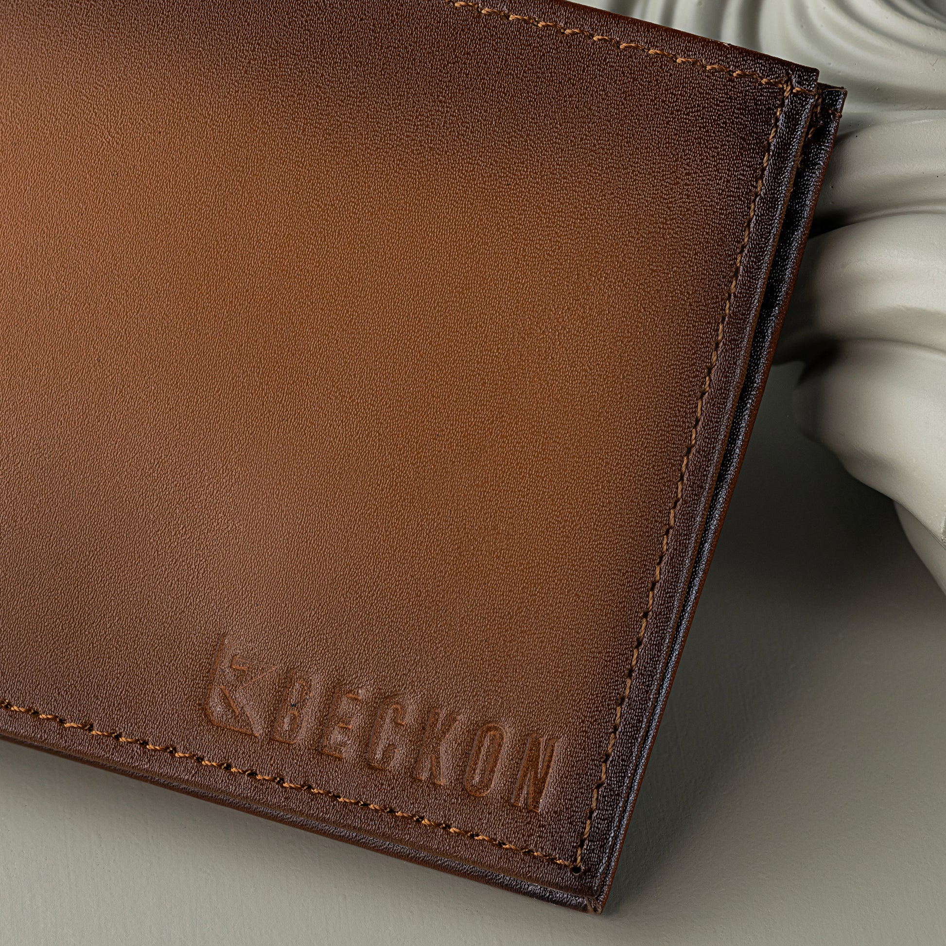 titan leather bifold wallet for men multiple card slots cash compartments